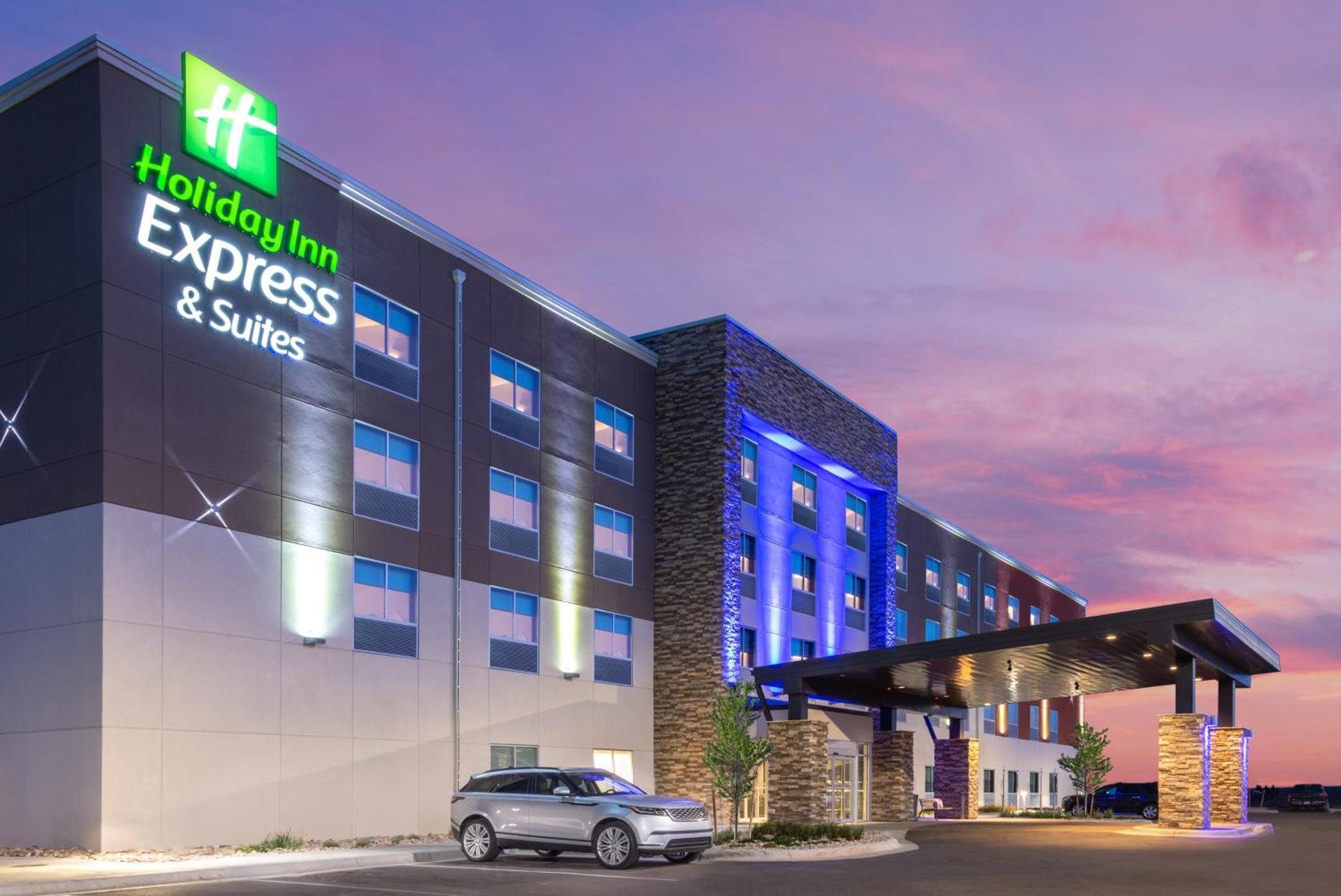 Holiday Inn Express & Suites - Colorado Springs South I-25 By Ihg Exterior photo